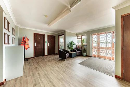 Commercial Main Photo