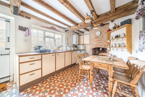 House - Terraced Main Photo