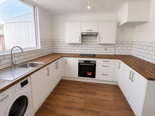 House Photo 3