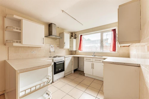 Bungalow - Semi Detached Main Photo