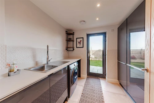 House - Detached Main Photo