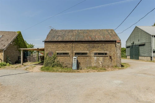 House - Detached Main Photo