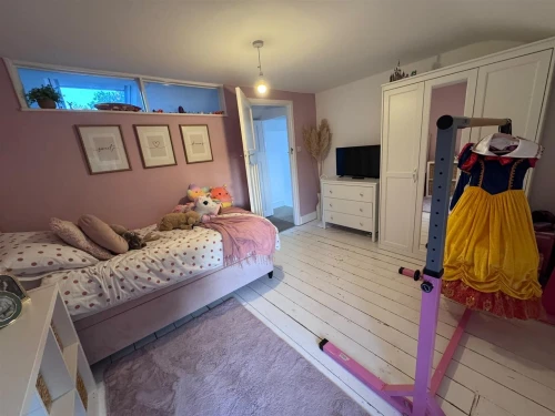 House - Detached Main Photo