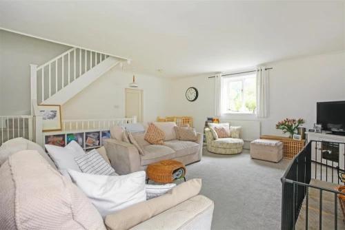 House - End Terrace Main Photo