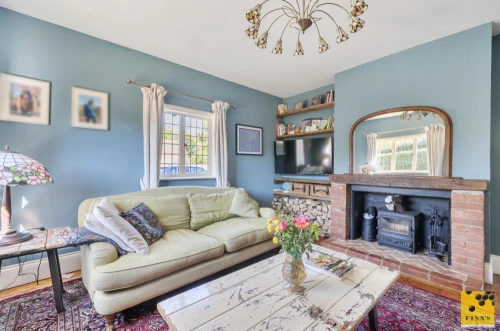 House - Detached Main Photo