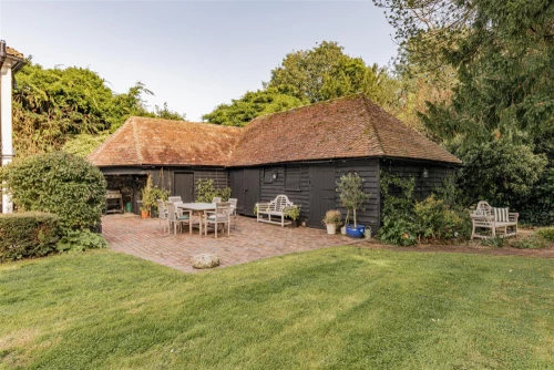 House - Detached Photo 3