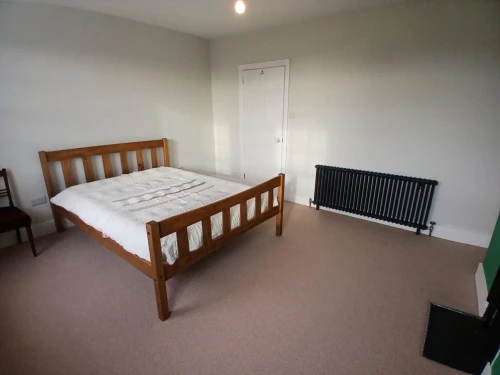 House - Terraced Main Photo