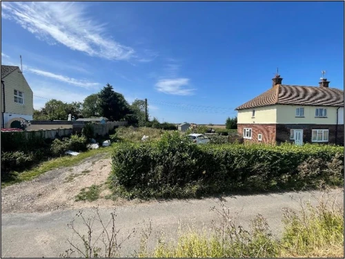 Land Main Photo