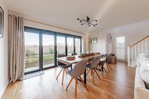 House - Detached Main Photo