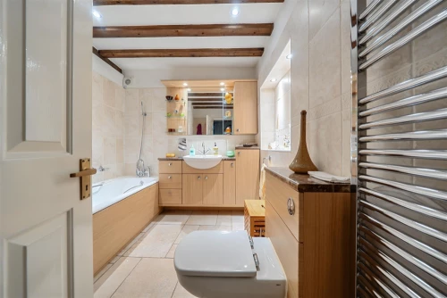 Bungalow - Detached Main Photo