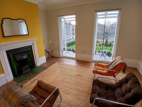 House - Terraced Main Photo