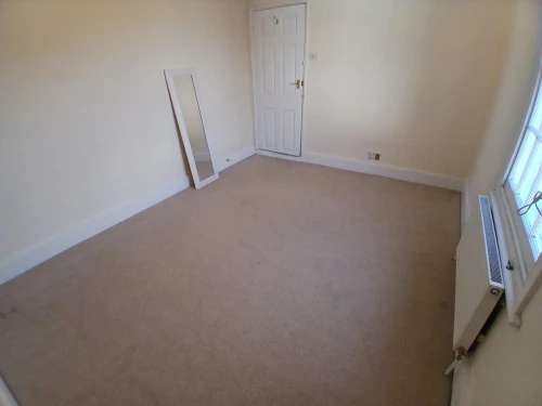 House - Terraced Main Photo