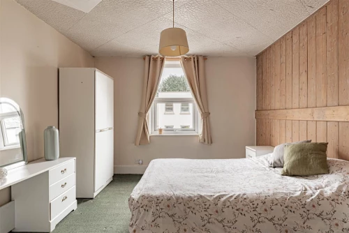 House - Terraced Main Photo