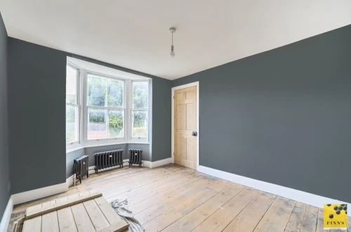 House - Semi-Detached Main Photo