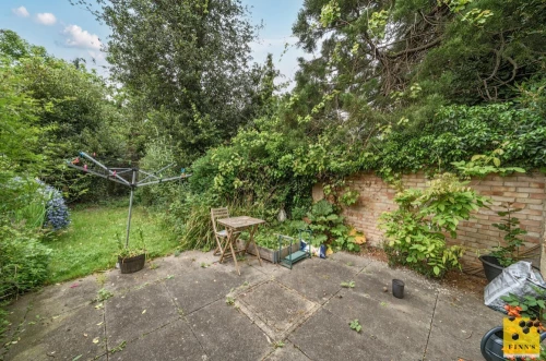 House - End Terrace Main Photo