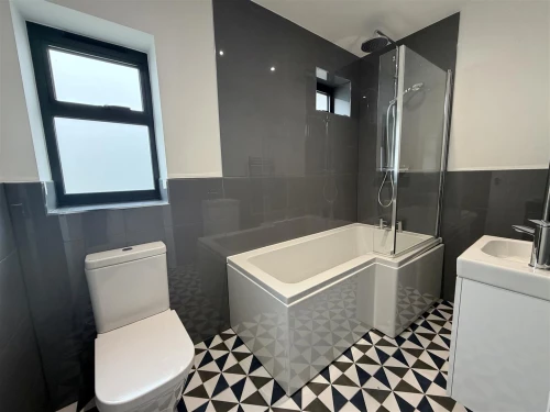 House - Detached Main Photo