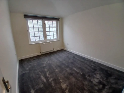 House - Terraced Main Photo