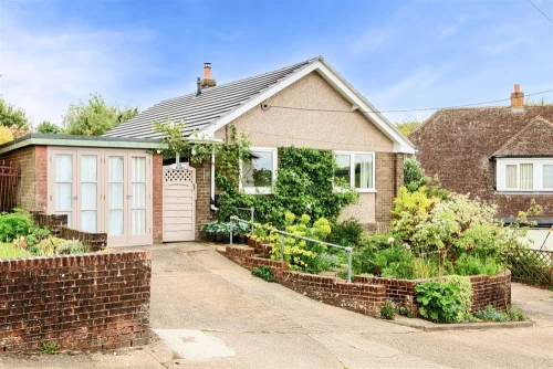 Bungalow - Detached Main Photo