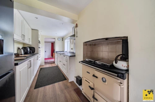 House - Detached Main Photo