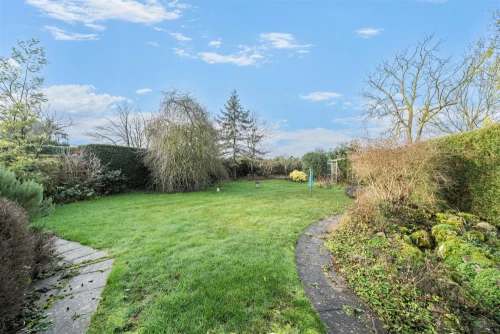 Bungalow - Detached Main Photo