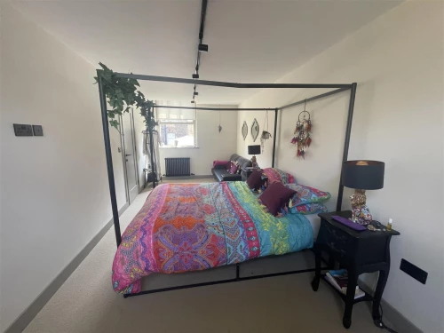 House - Townhouse Main Photo