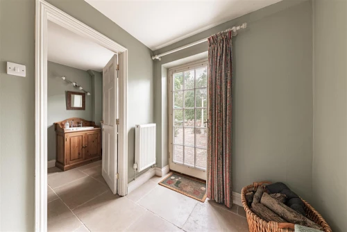 House - Detached Main Photo