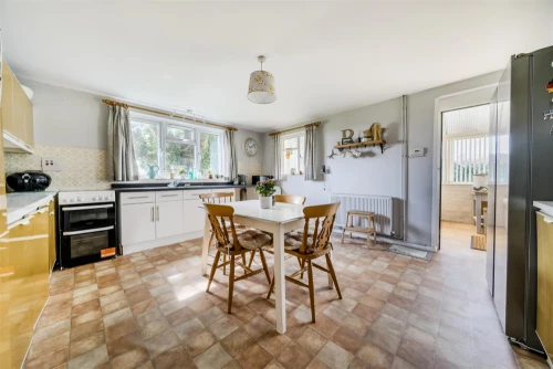 House - Detached Main Photo