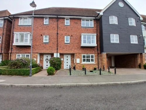 House - Townhouse Main Photo