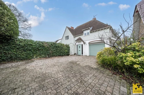 House - Detached Main Photo