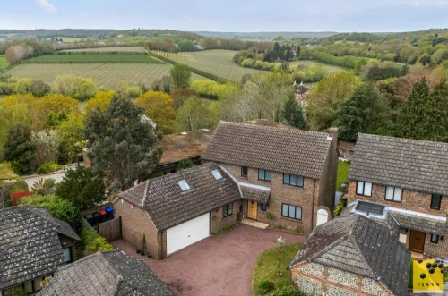 House - Detached Main Photo