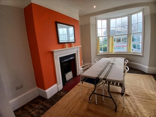 House - Terraced Main Photo