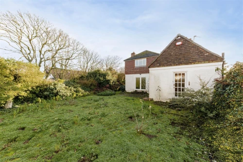 Bungalow - Semi Detached Main Photo