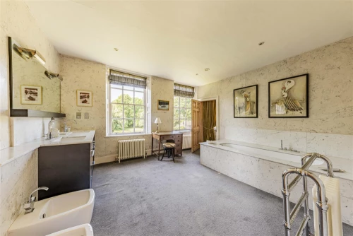 House - Detached Main Photo