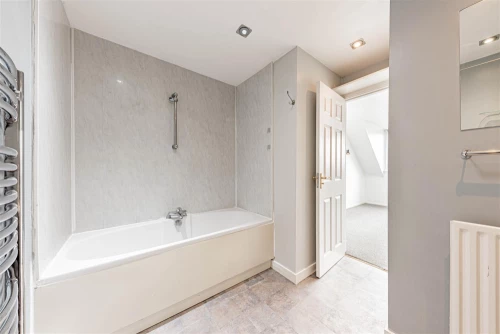 House - Detached Main Photo