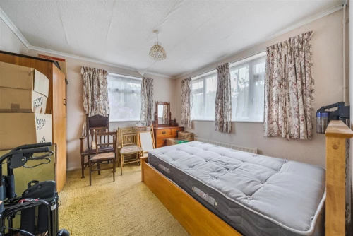 Bungalow - Detached Main Photo