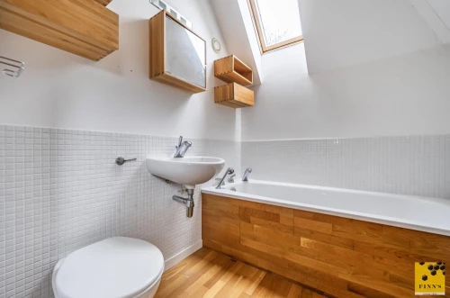 House - Detached Main Photo