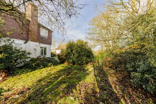 Bungalow - Semi Detached Main Photo