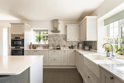 House - Terraced Main Photo