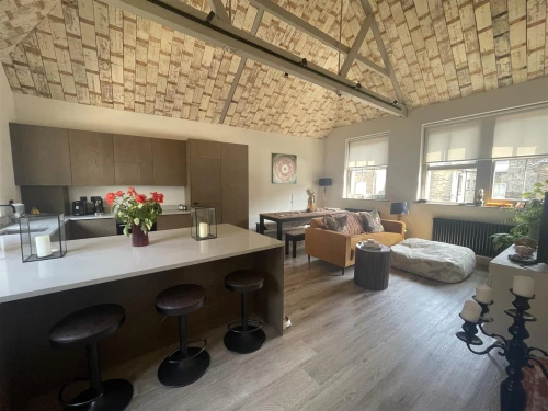 House - Townhouse Main Photo