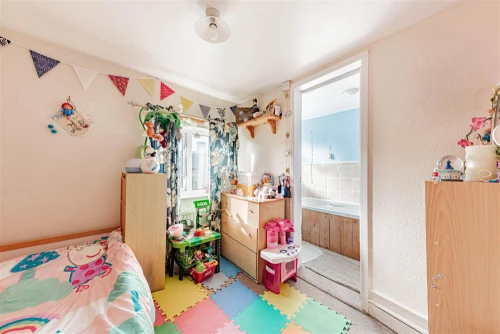 House - Terraced Main Photo