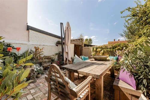 House - Terraced Main Photo