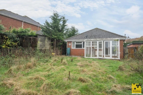 Bungalow - Detached Main Photo