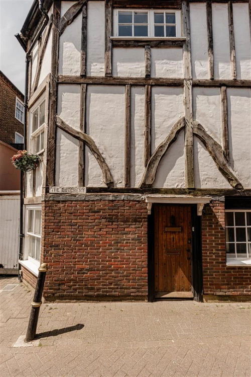 House - End Terrace Main Photo