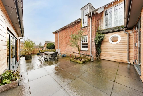 House - Detached Main Photo