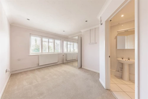 Bungalow - Semi Detached Main Photo