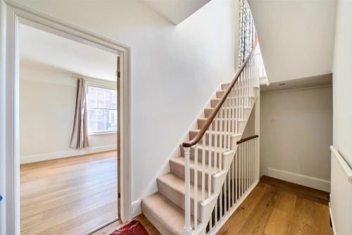 House - Townhouse Main Photo