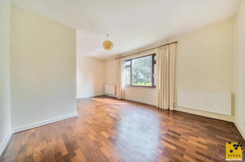 Bungalow - Detached Photo 2