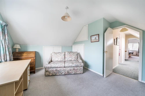 Bungalow - Detached Main Photo