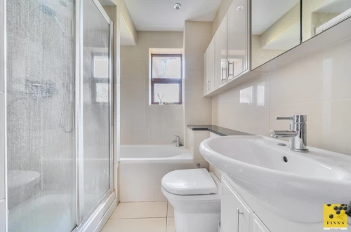 Bungalow - Detached Main Photo