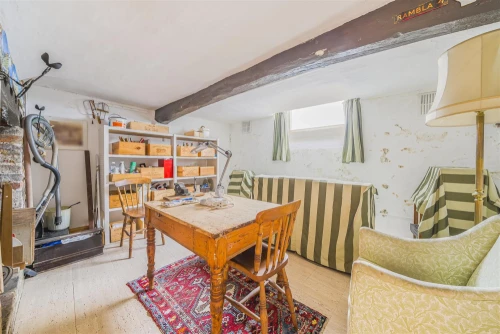 House - Terraced Main Photo